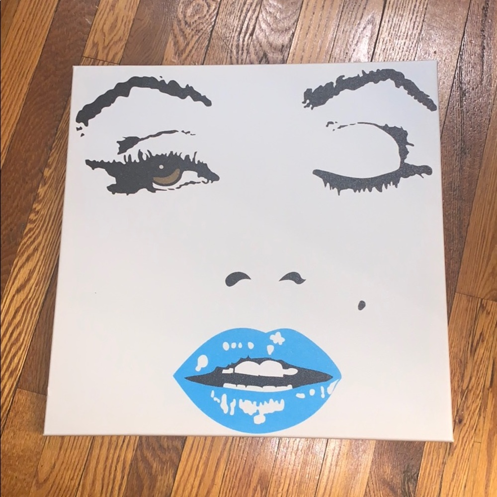 Wall decor